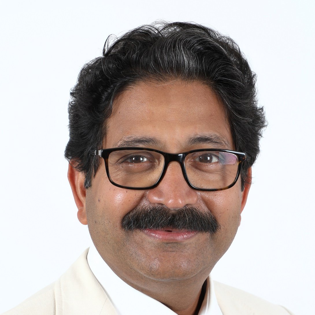 Dr Aprajay Golash